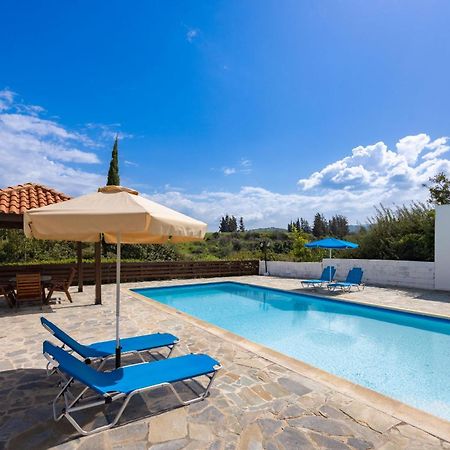 Villa Ira Finiki ラッチ エクステリア 写真