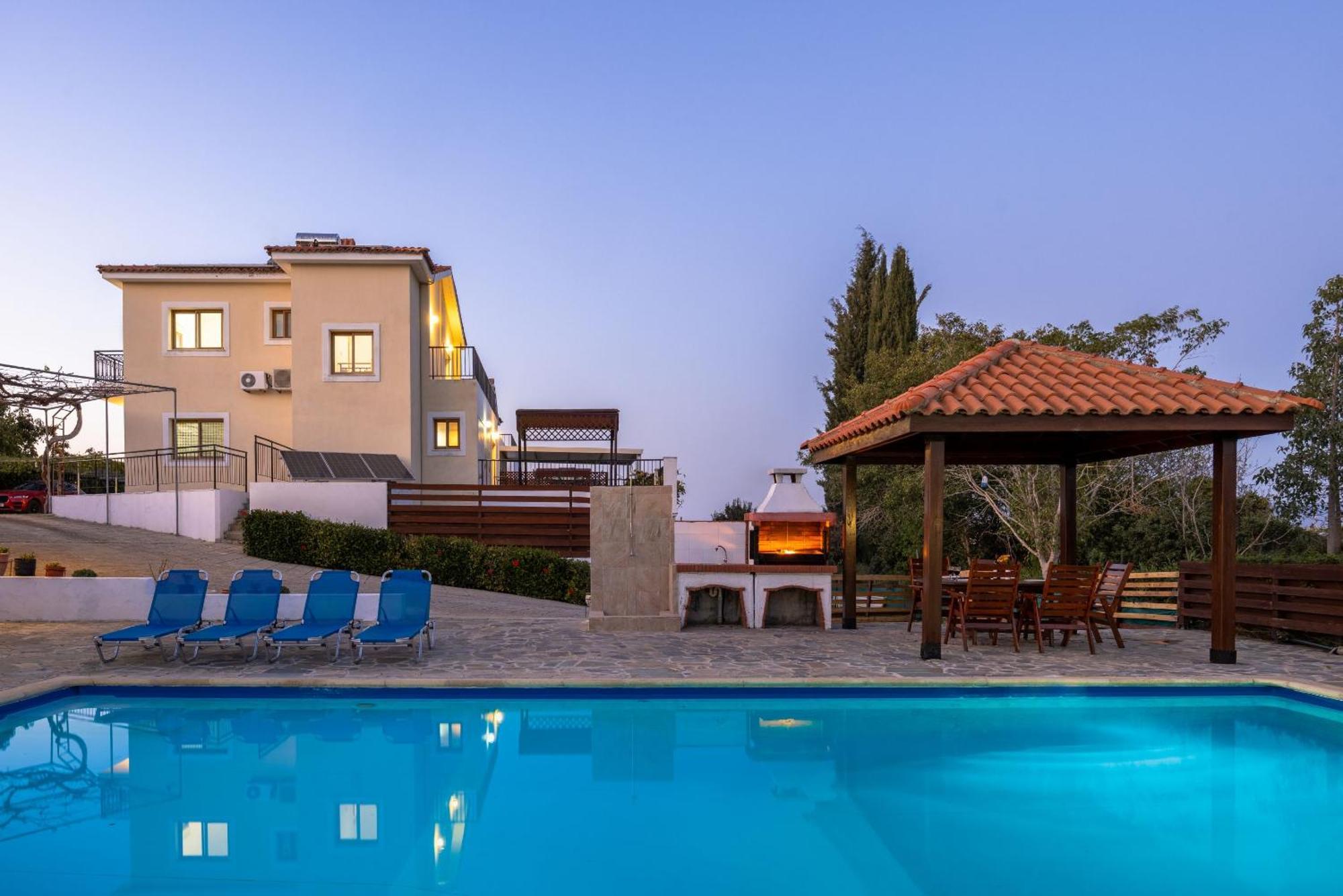 Villa Ira Finiki ラッチ エクステリア 写真