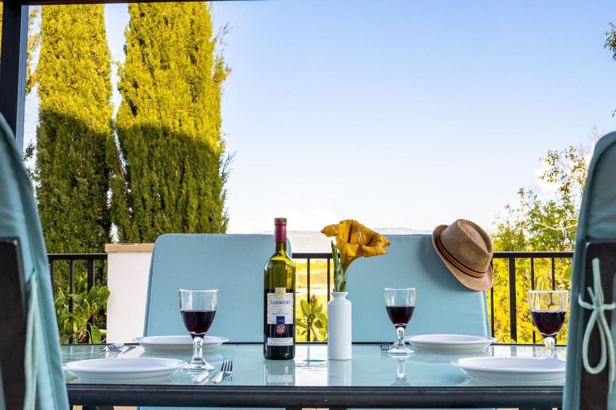 Villa Ira Finiki ラッチ エクステリア 写真