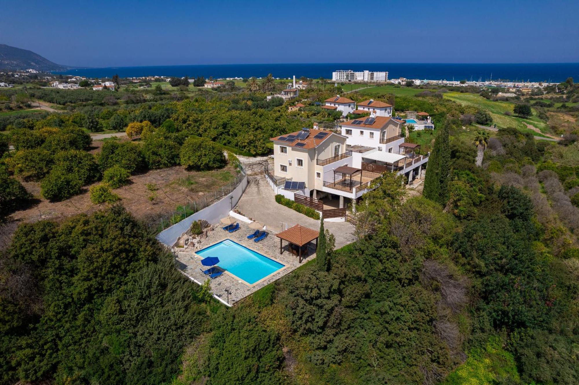Villa Ira Finiki ラッチ エクステリア 写真
